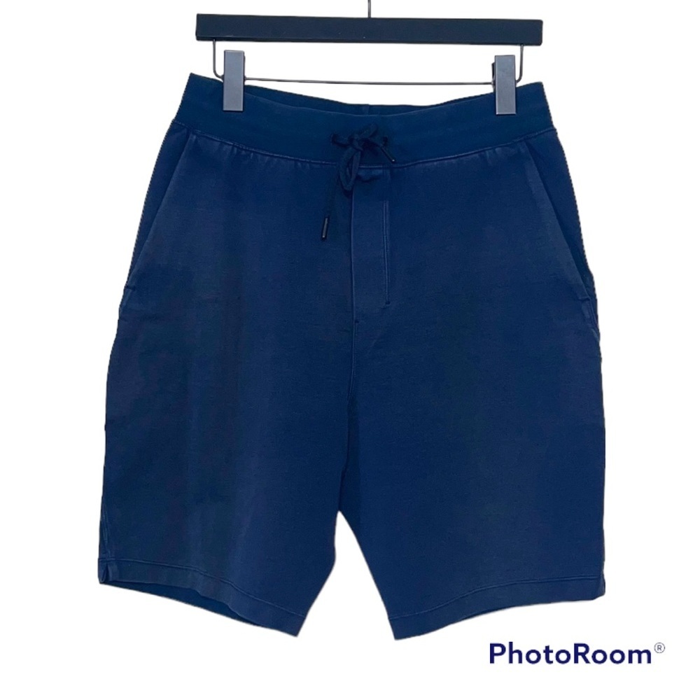 Lululemon • Mens Shorts 9” Blue